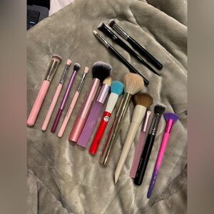 Makeup Brush Bundle